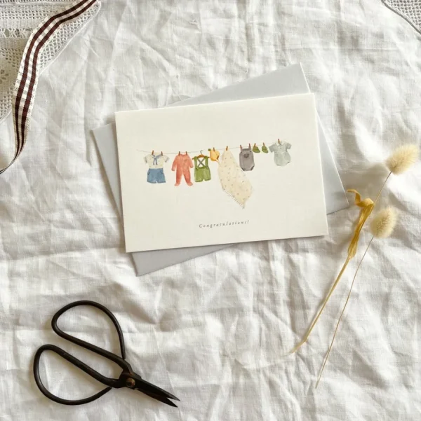 Baby clothes washing line card 'Congratulations'