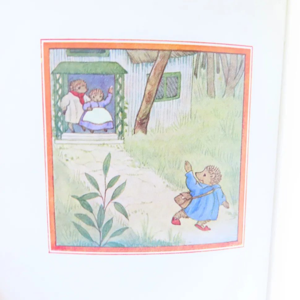 VINTAGE book - Fuzzypeg Goes to School (1970)