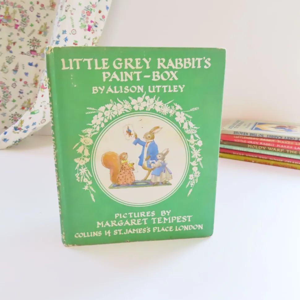 VINTAGE book - Little Grey Rabbit's Paint-Box (1970)