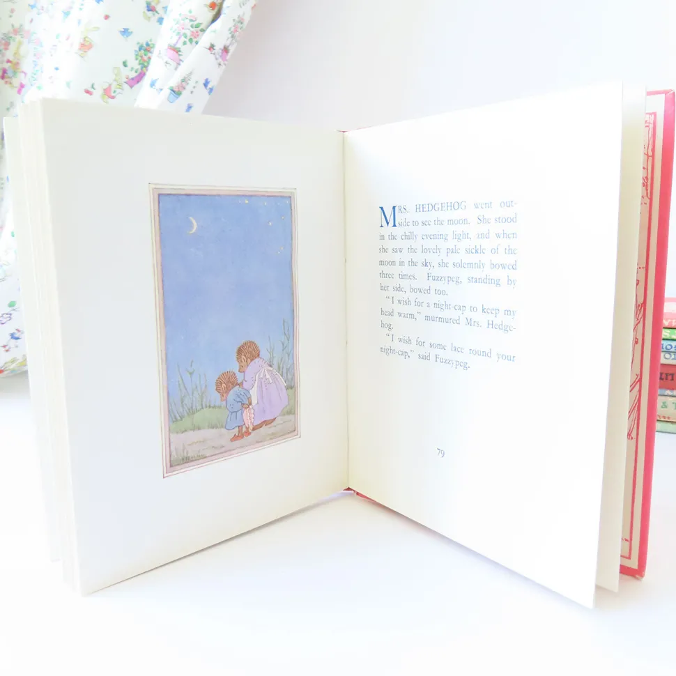 VINTAGE book - Little Grey Rabbit Makes Lace (1951)