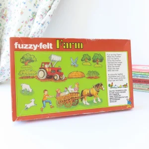 VINTAGE Fuzzy-Felt play set - Farm