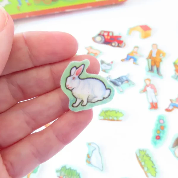 VINTAGE Fuzzy-Felt play set - Farm