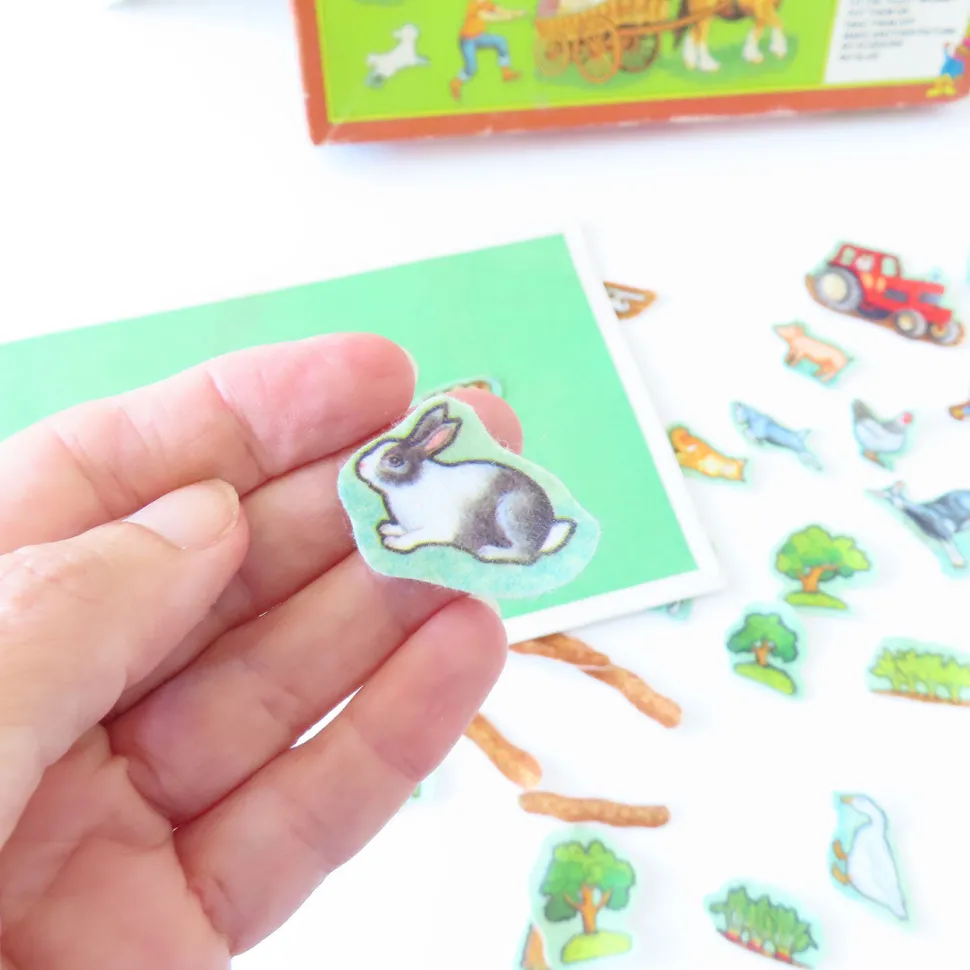 vintage_fuzzyfelt_play_se_8.webp VINTAGE Fuzzy-Felt play set - Farm