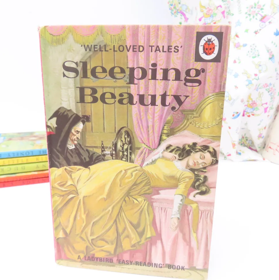 VINTAGE Ladybird book - Sleeping Beauty (late 1970s)