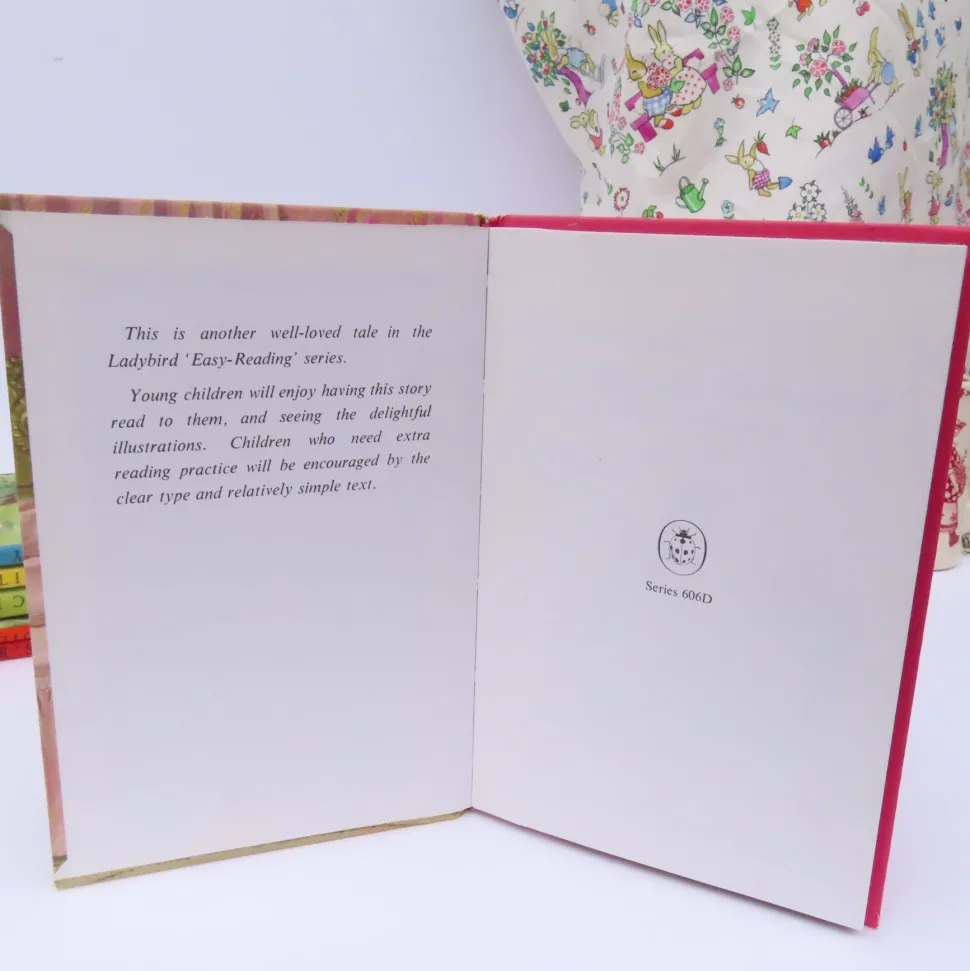 VINTAGE Ladybird book - Sleeping Beauty (late 1970s)