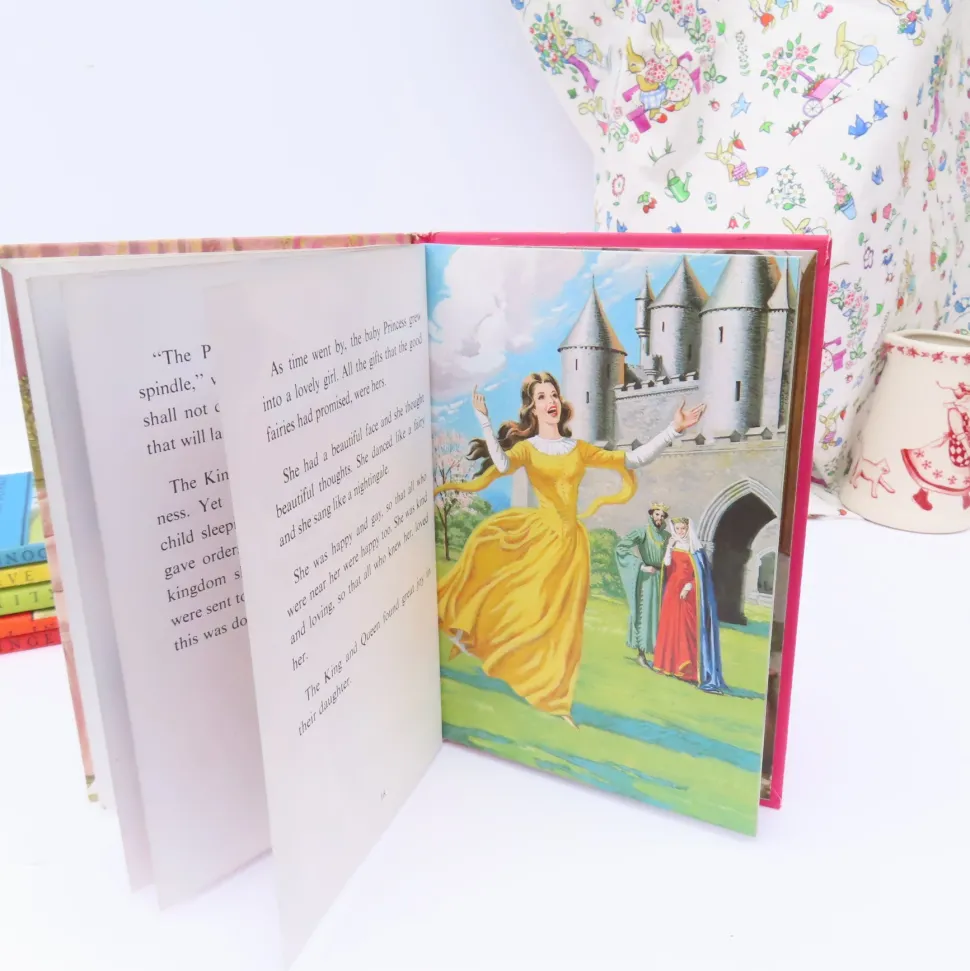 VINTAGE Ladybird book - Sleeping Beauty (late 1970s)