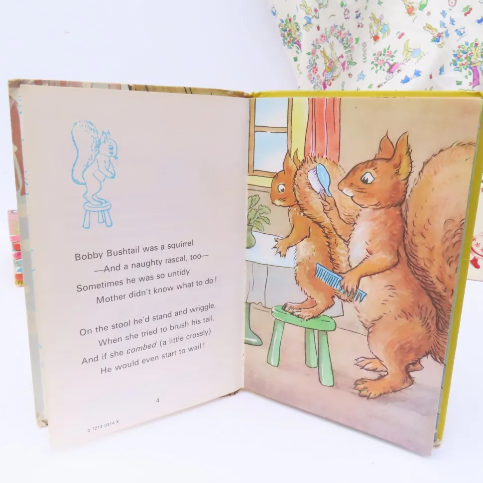 vintage_ladybird_book__bo_4.webp VINTAGE Ladybird book - Bob Bushtail's Adventures (1973)