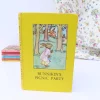 VINTAGE Ladybird book - Bunnikin's Picnic Party (1971)