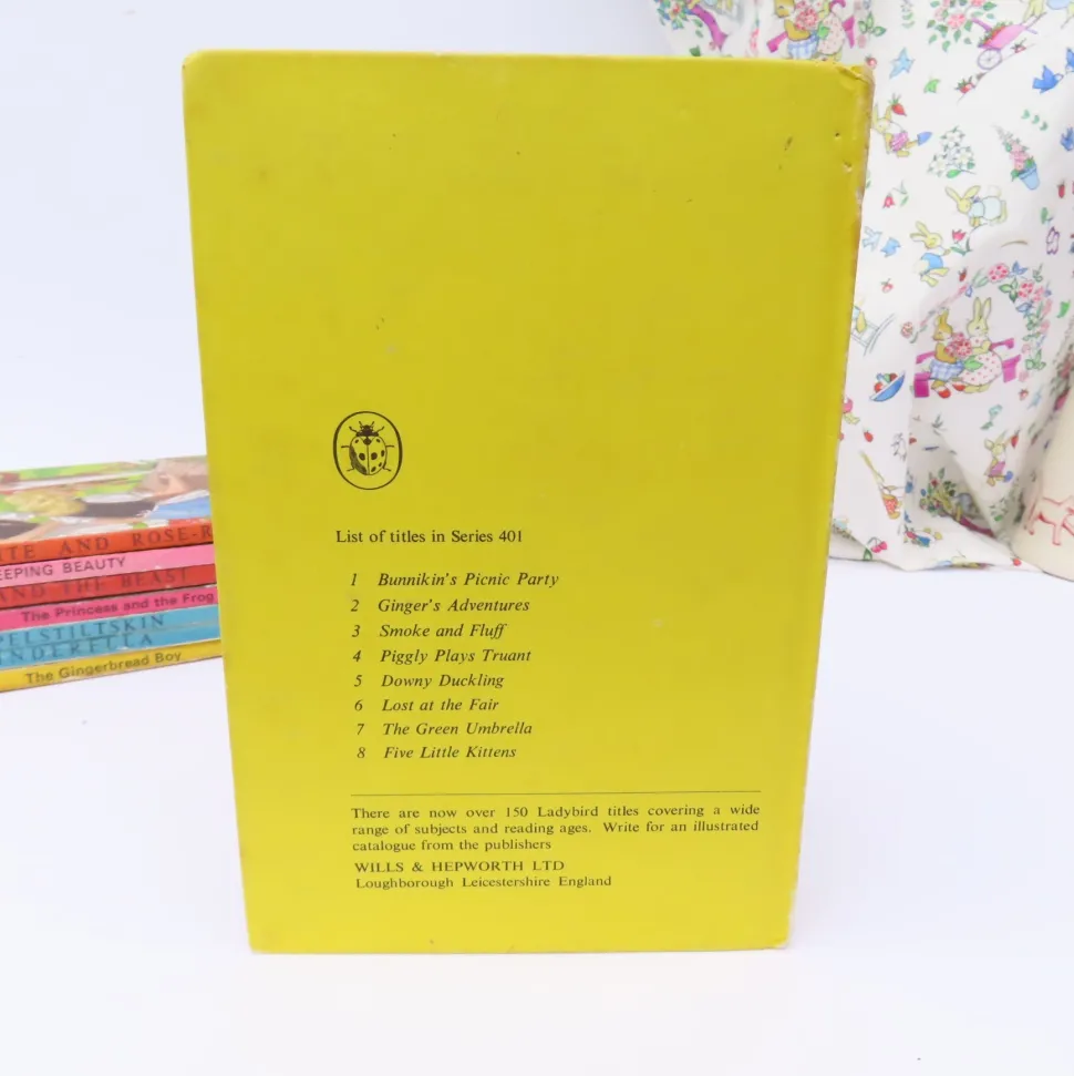 vintage_ladybird_book__fi_1.webp VINTAGE Ladybird book - Five Little Kittens (1966)