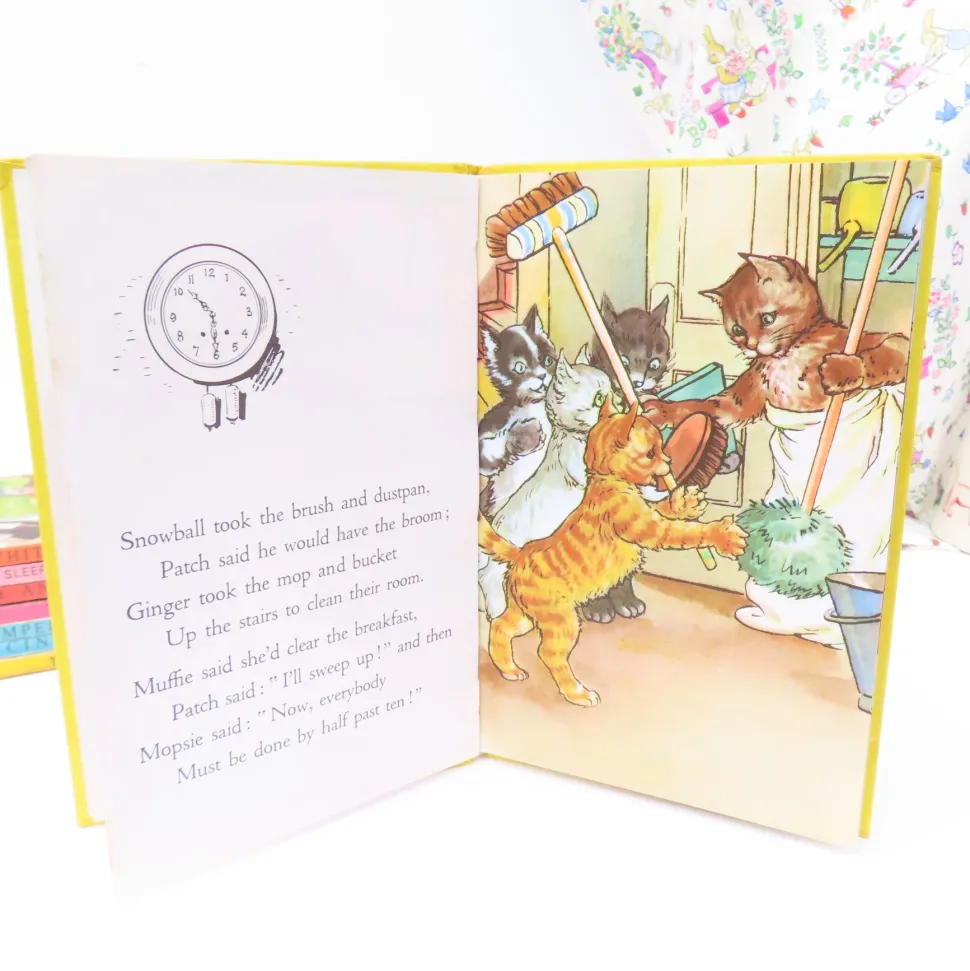 vintage_ladybird_book__fi_5.webp VINTAGE Ladybird book - Five Little Kittens (1966)