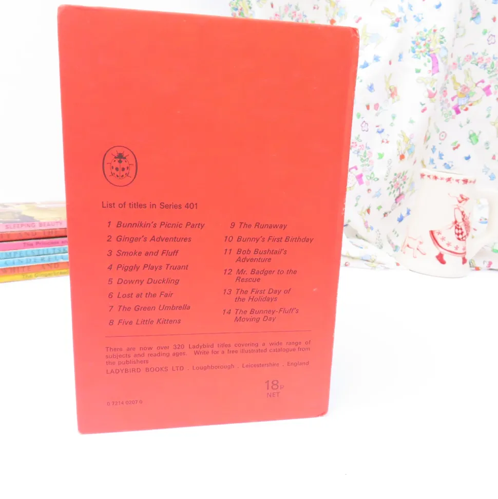 VINTAGE Ladybird book - Ginger's Adventures (1974)