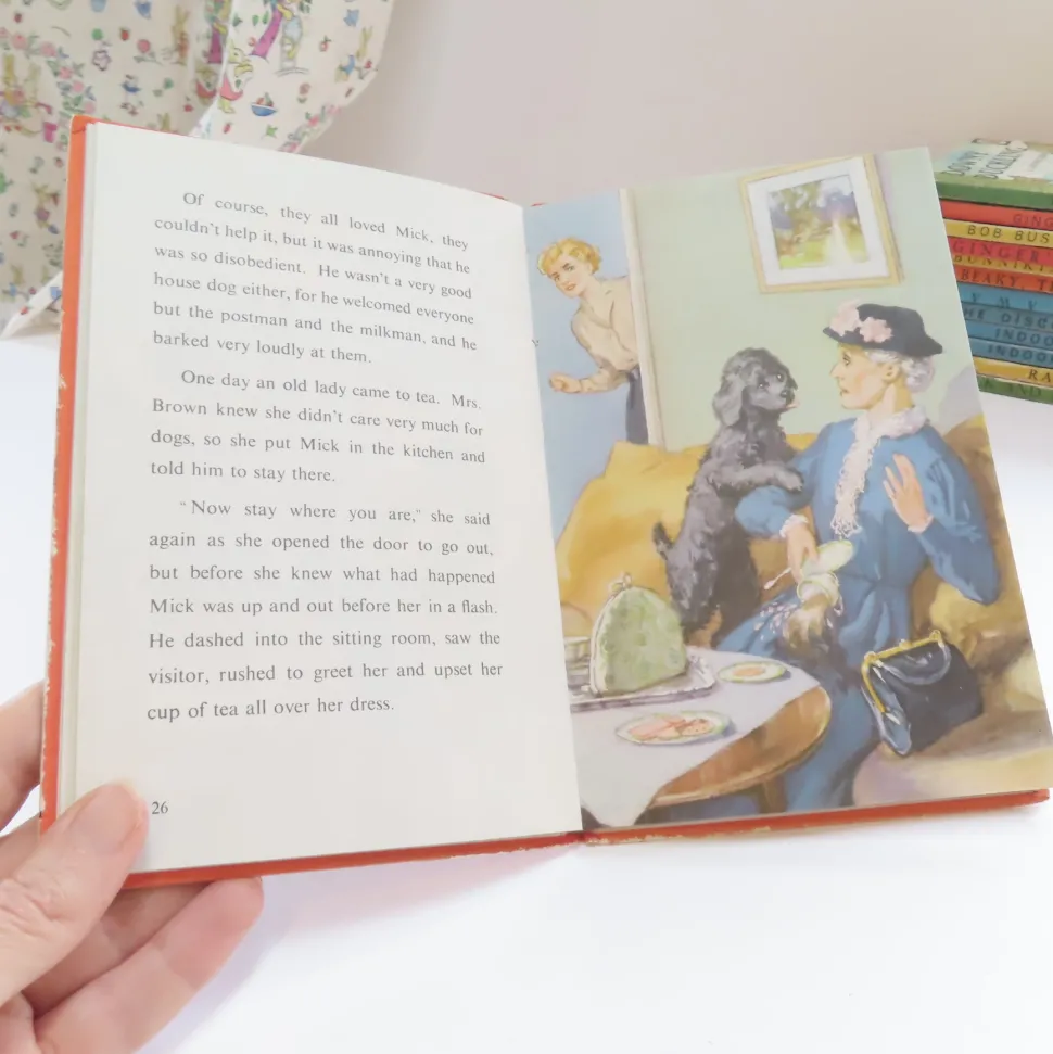vintage_ladybird_book__mi_7.webp VINTAGE Ladybird book - Mick the Disobedient Puppy (mid 1960s)