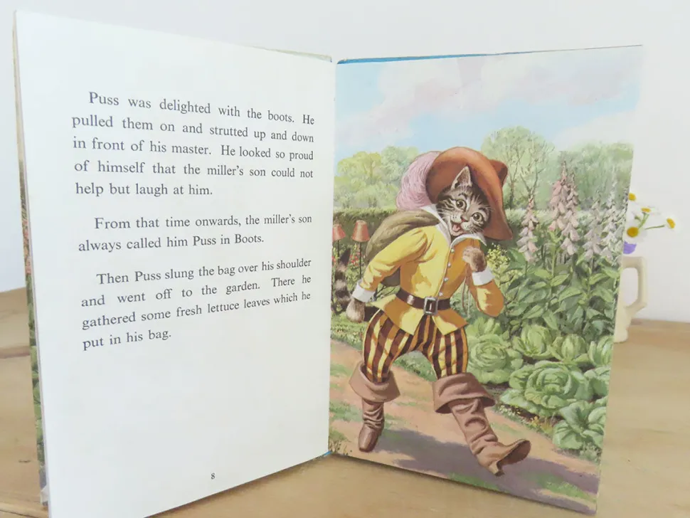 VINTAGE Ladybird book - Puss in Boots (1970s)