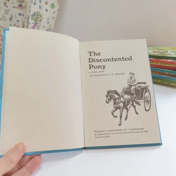 VINTAGE Ladybird book - The Discontented Pony (late 1970s)